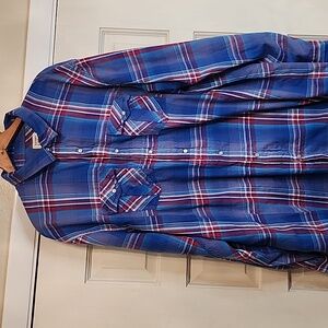 Old NAVY Red,White & Blue Plaid Shirt Long Sleeve Pearized Snap Closures